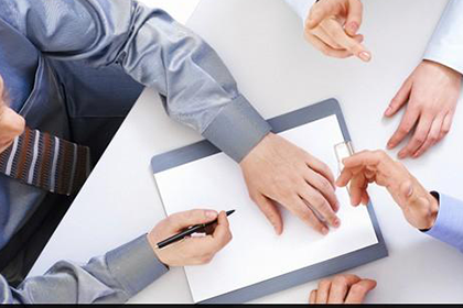 房产抵押是否是办理小额贷款的必要条件？